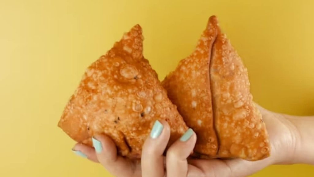 Is Eating a Samosa Every Day Healthy?