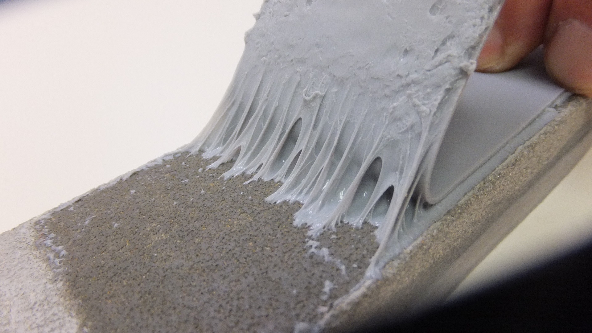 Where to Find High-Performance Silicone Adhesive in Dubai?